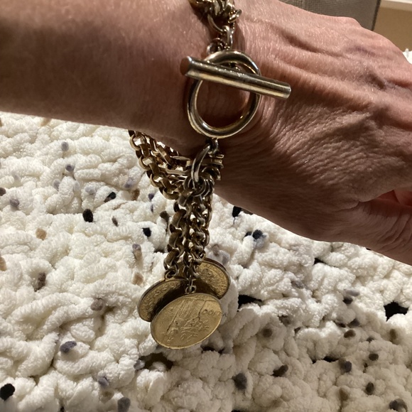 Ben-Amun gold plated multi coin toggle bracelet - Picture 2 of 3